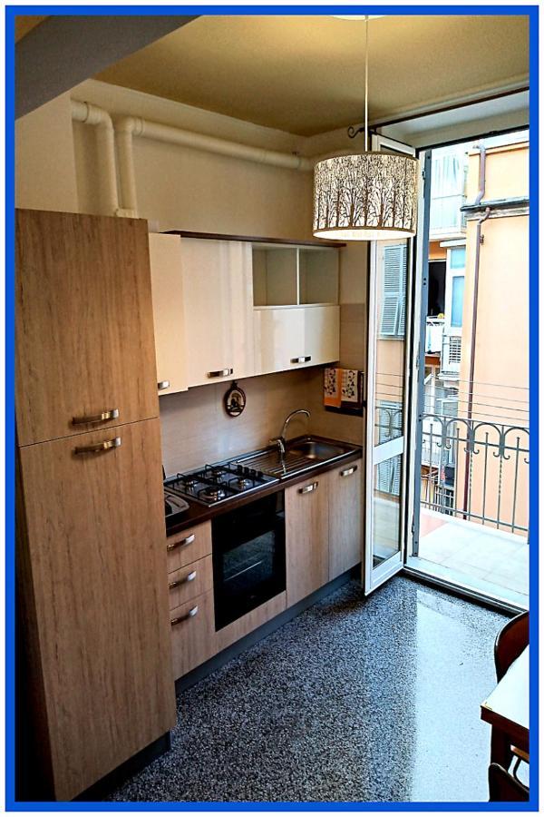 La Casa Di Anna A Due Passi Dal Mare... E Non Solo Lägenhet Vado Ligure Exteriör bild